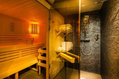 Helussi Hotel - image 1