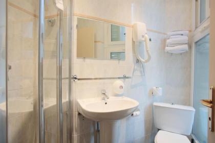 Grand Hotel Du Loiret - image 20