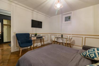 Private Apartments - Champs-Elysées - image 16