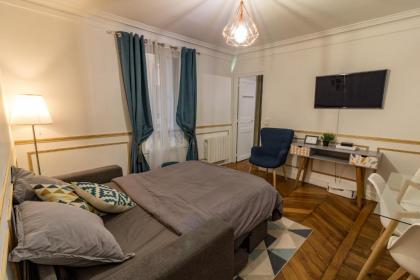 Private Apartments - Champs-Elysées - image 17