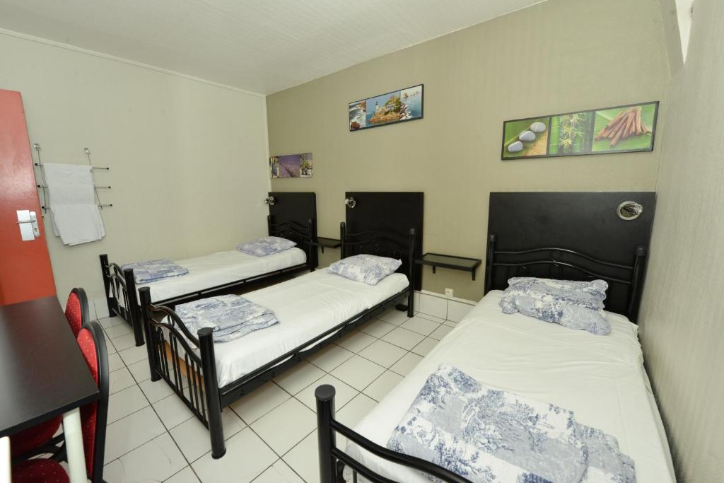 Hotel De La Poste - image 6
