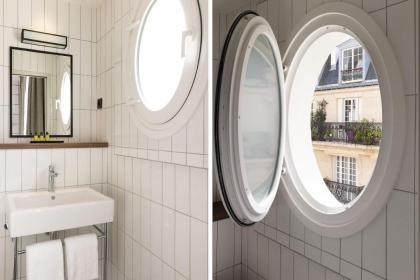 Lutece Hotel - image 22