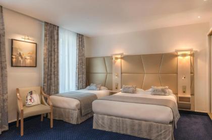 Atlantic Hotel - image 12