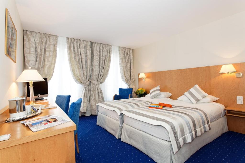 Atlantic Hotel - image 2