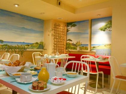 Hotel Fertel Maillot - image 9