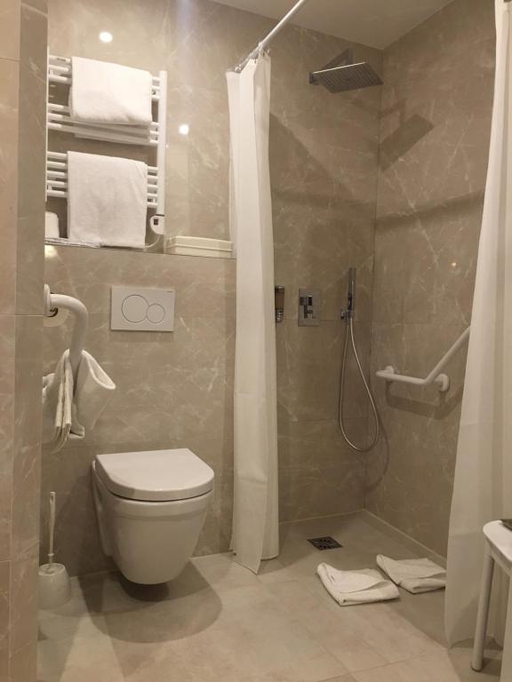 Hotel Louvre Sainte Anne - image 2