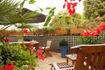 Hotel Luxembourg Parc - image 4