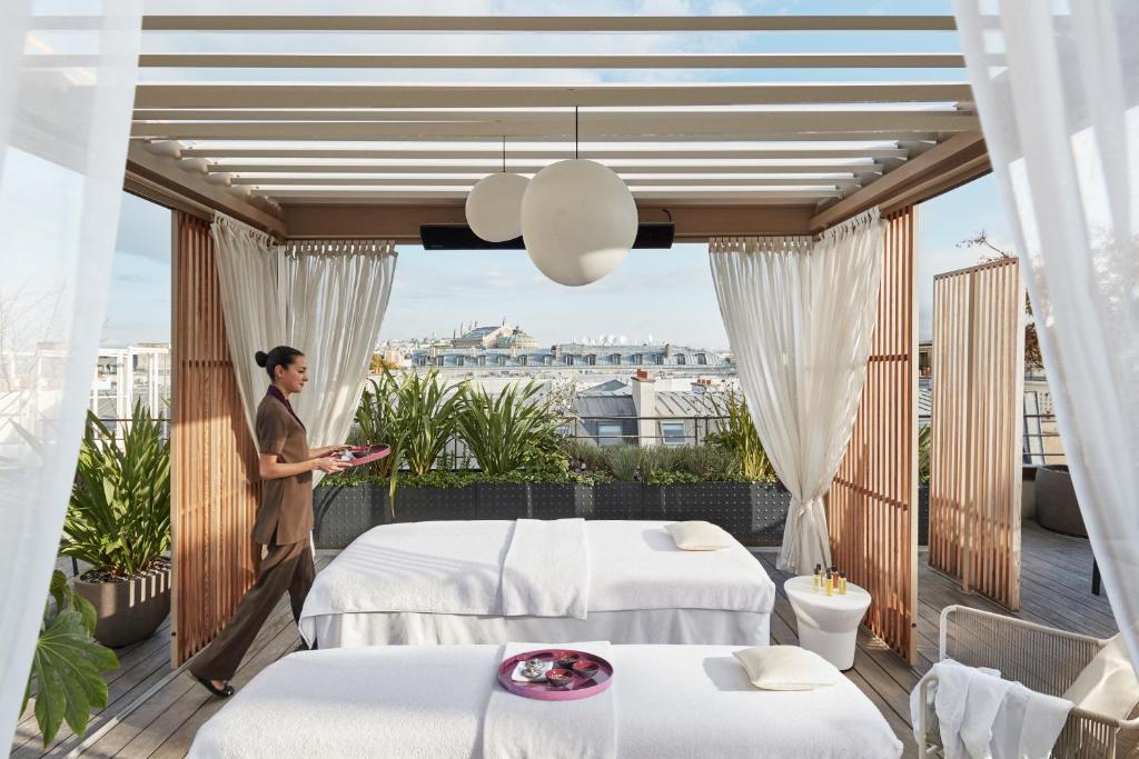 Mandarin Oriental Paris - image 2