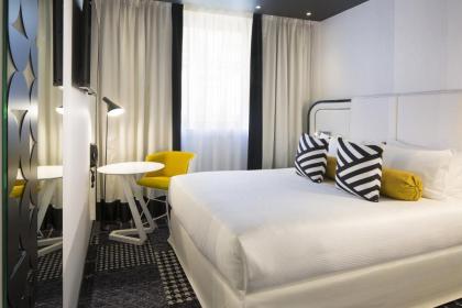Hotel Ekta Champs Elysées - image 1