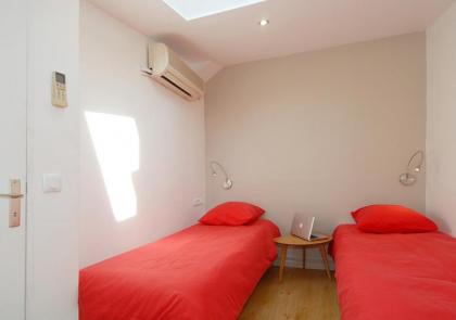 HolidaysInParis - Bourg Tibourg - image 11