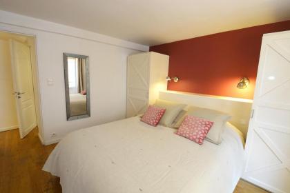 HolidaysInParis - Bourg Tibourg - image 17