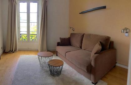 HolidaysInParis - Bourg Tibourg - image 3