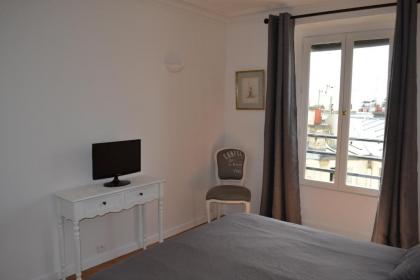 Appartement moulin rouge II - image 10