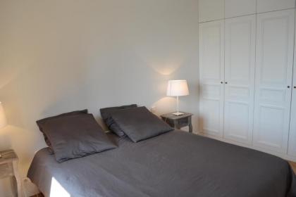 Appartement moulin rouge II - image 13