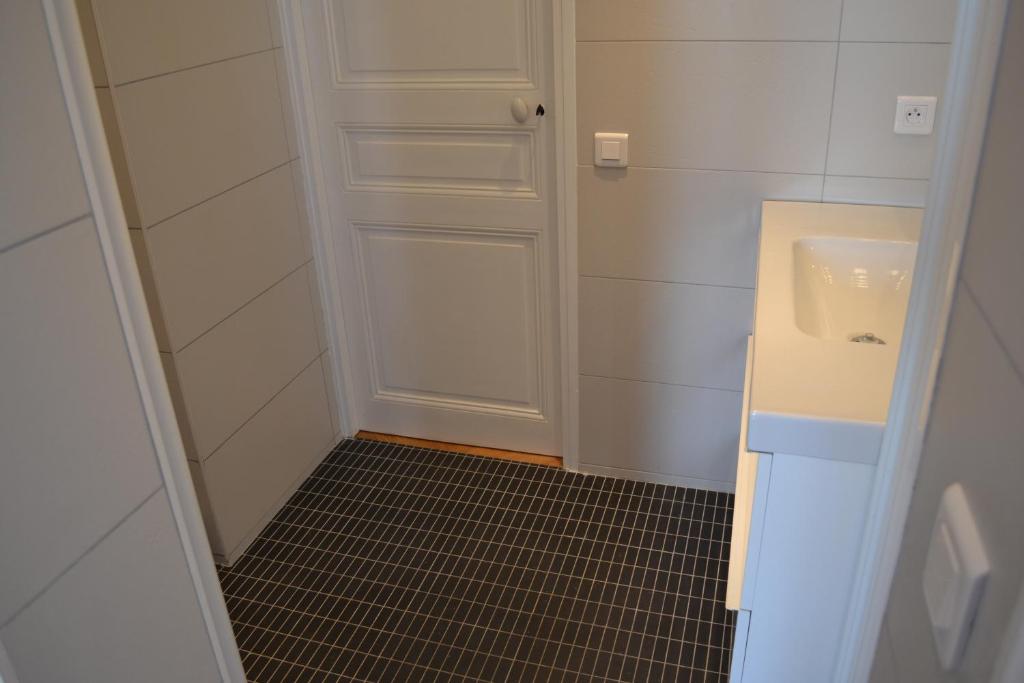 Appartement moulin rouge II - image 5