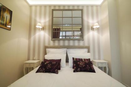Saint Germain Elegant ChicSuites - image 12