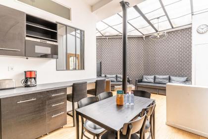 08 Design Flat Republique Paris