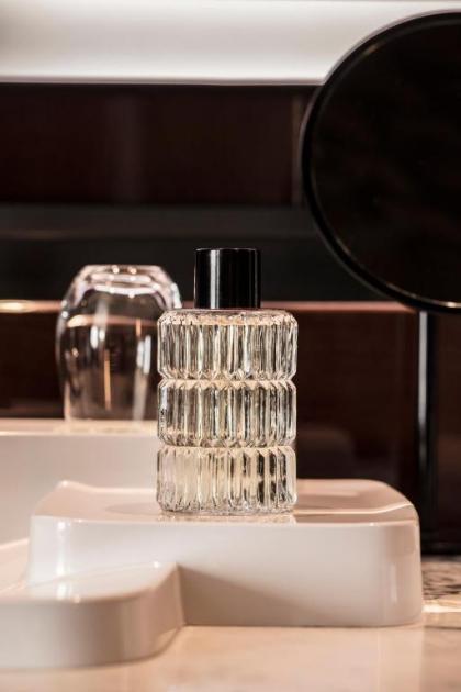 Hotel Les Bains Paris - image 13