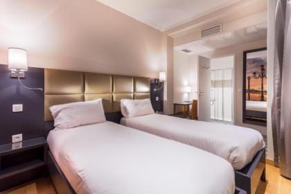 Hotel Jenner - image 1
