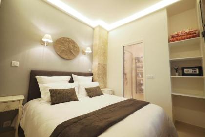 Saint Germain Cosy ChicSuites - image 1