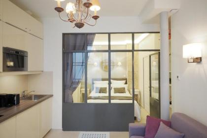Saint Germain Cosy ChicSuites - image 17