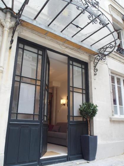 Saint Germain Cosy ChicSuites - image 19