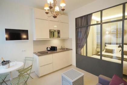 Saint Germain Cosy ChicSuites - image 2