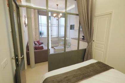 Saint Germain Cosy ChicSuites - image 4