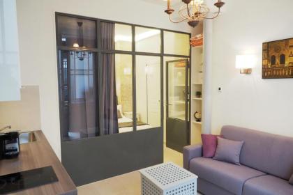 Saint Germain Cosy ChicSuites - image 9