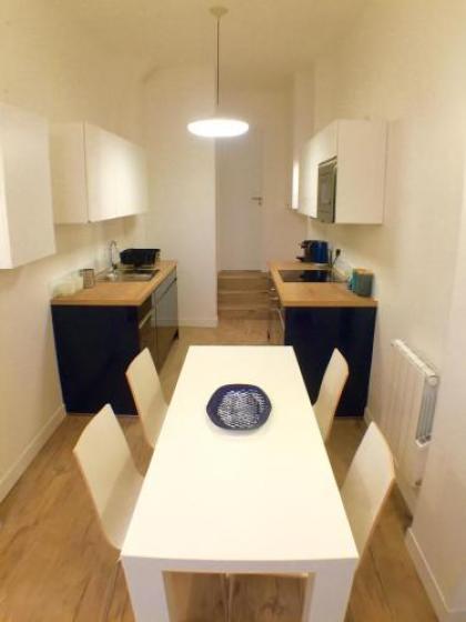 The Blue House - image 11