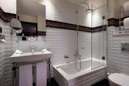 Hotel Monsieur - image 5
