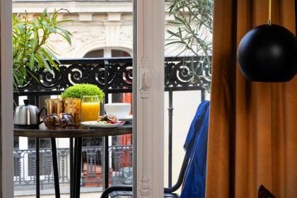 Hotel Monsieur - image 8