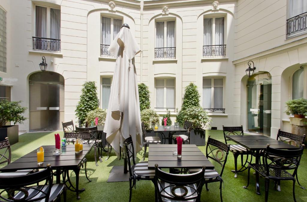 Elysees Apartments - main image