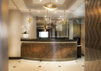 Elysees Apartments - image 15