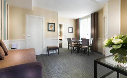 Elysees Apartments - image 18