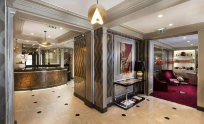 Elysees Apartments - image 7