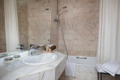 Hôtel du Danube Saint Germain - image 10
