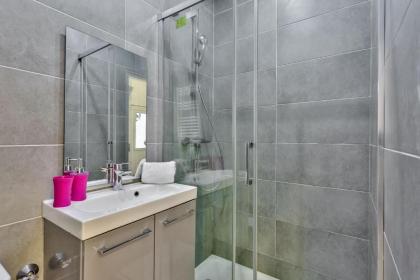 05 - Parisian Design Loft - image 15