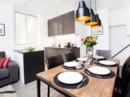 Charming apartment in heart of Paris - image 11