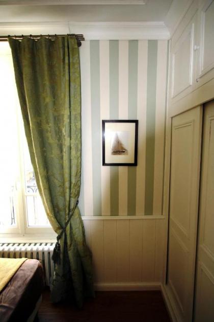ParisInteriorsRentals - Beautiful Le Marais NOTRE DAME Appartement - image 12
