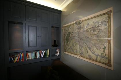 ParisInteriorsRentals - Beautiful Le Marais NOTRE DAME Appartement - image 5