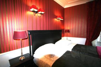 ParisInteriorsRentals - Beautiful Le Marais NOTRE DAME Appartement - image 7