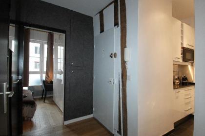 HolidaysInParis-Bourg Tibourg II - image 9