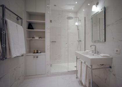 Relais12bis Bed & Breakfast By Eiffel Tower - image 2