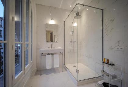Relais12bis Bed & Breakfast By Eiffel Tower - image 4