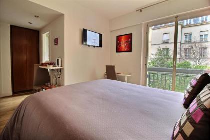 Assia & Nathalie - Luxury B&B MARAIS - image 8