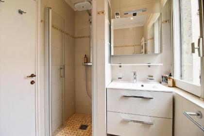Assia & Nathalie - Luxury B&B MARAIS - image 9