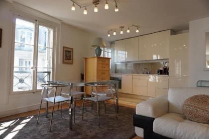 Apartment Rue de la Chaussée d'Antin - Paris 9 - image 2