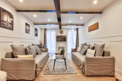 14 Luxury Flat Eiffel Design 1 - image 3