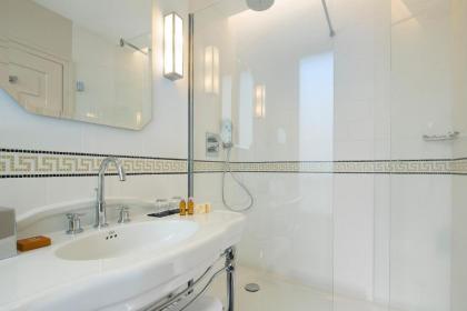 Le Tsuba Hotel - image 7